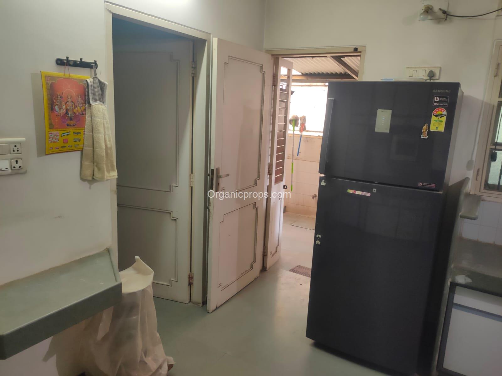 5 BHK BUNGLOW ON SALE